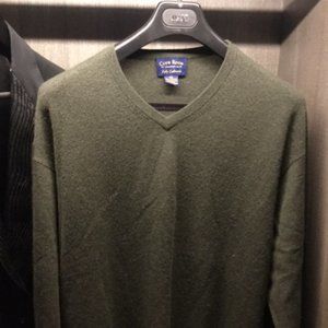 Club Room V Neck 2 ply Cashmere Sweater